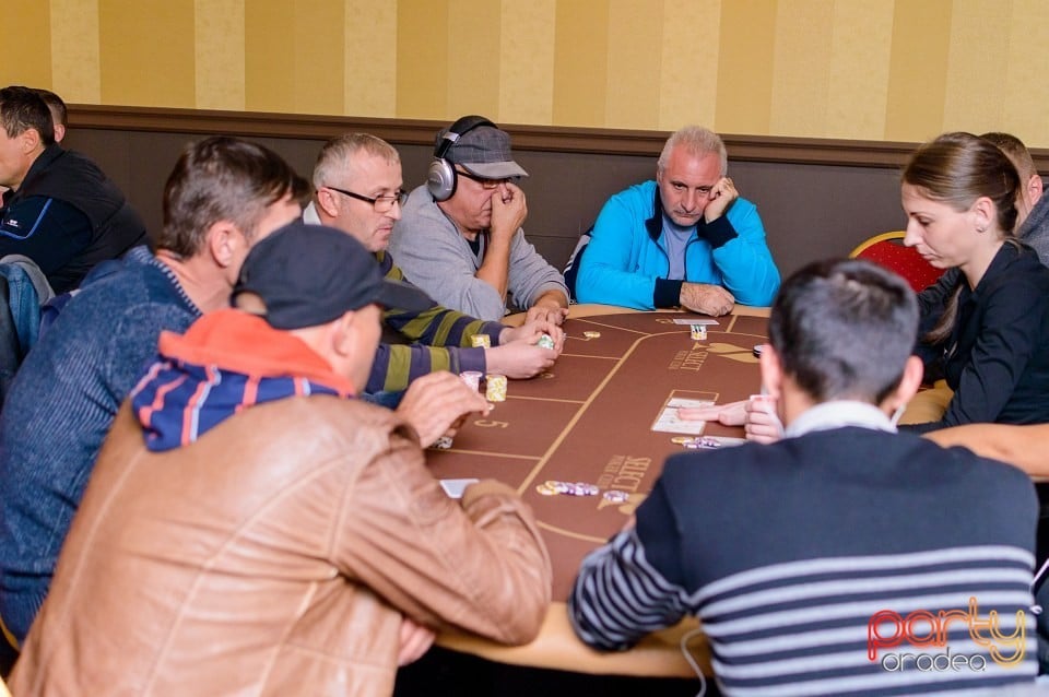 Mega Turneul de Poker, Select Poker Club