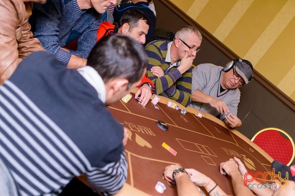 Mega Turneul de Poker, Select Poker Club