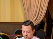 Mega Turneul de Poker