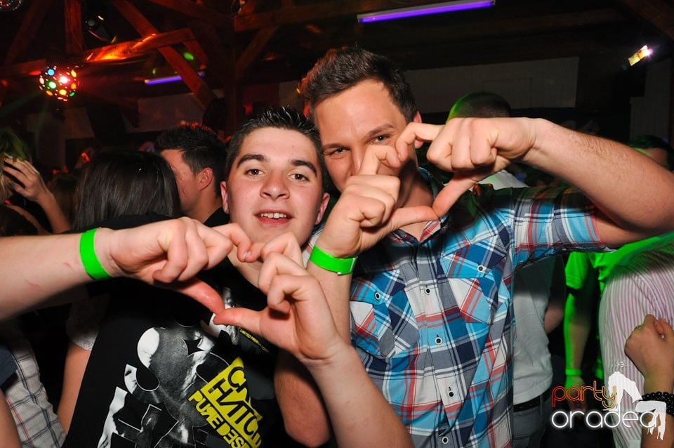 Megapetrecere cu DJ Bíró în Disco Faház, 