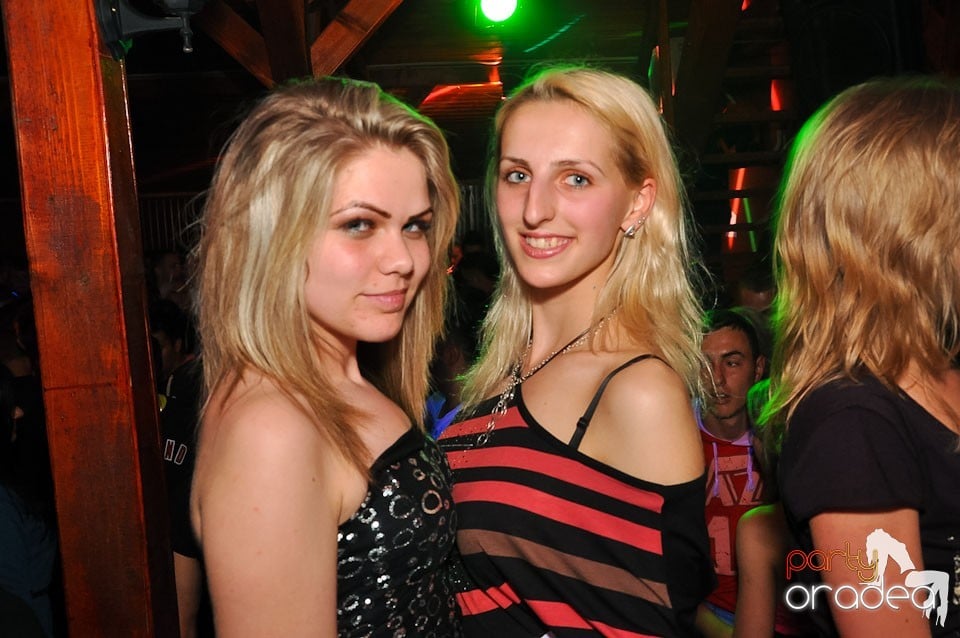 Megapetrecere cu DJ Bíró în Disco Faház, 