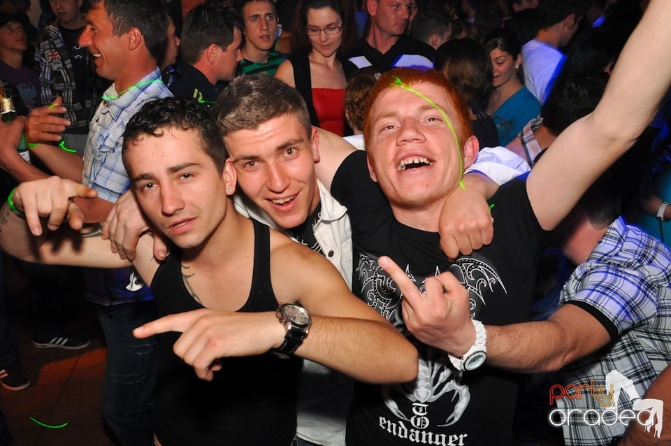 Megapetrecere cu DJ Bíró în Disco Faház, 