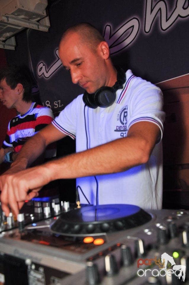 Megapetrecere cu DJ Bíró în Disco Faház, 