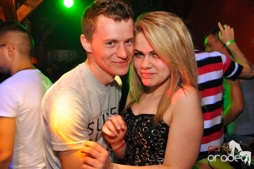 Megapetrecere cu DJ Bíró în Disco Faház, 