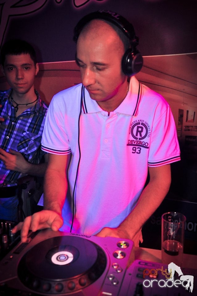 Megapetrecere cu DJ Bíró în Disco Faház, 