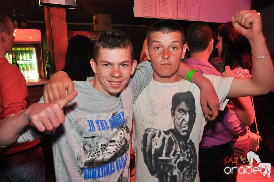 Megapetrecere cu DJ Bíró în Disco Faház, 