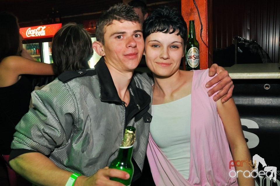 Megapetrecere cu DJ Bíró în Disco Faház, 