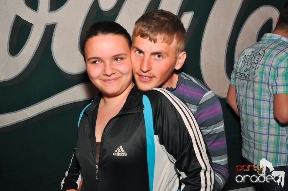 Megapetrecere cu DJ Bíró în Disco Faház, 