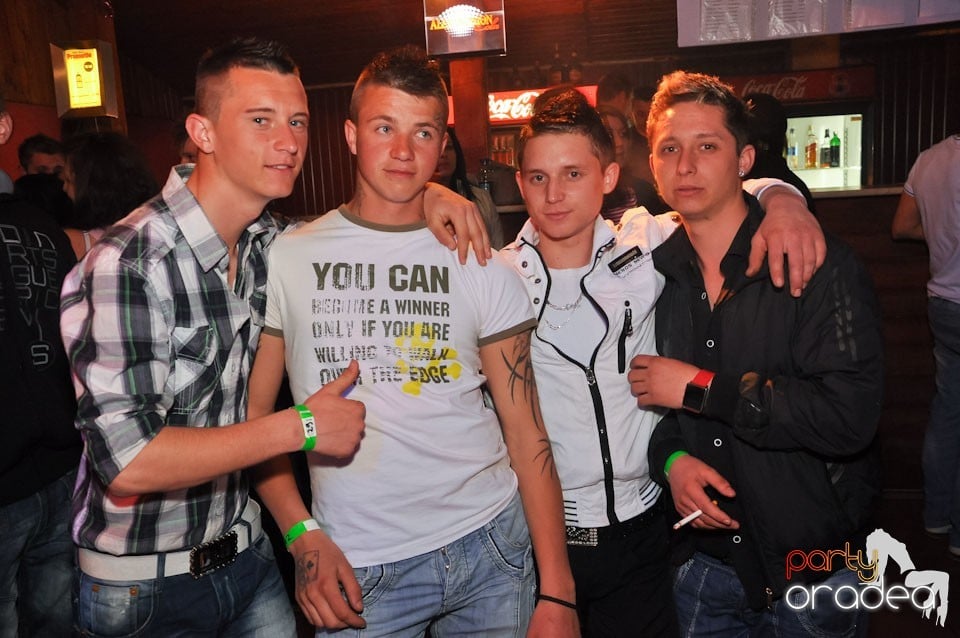 Megapetrecere cu DJ Bíró în Disco Faház, 