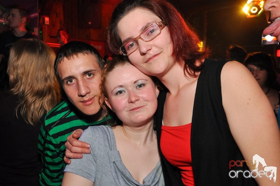 Megapetrecere cu DJ Bíró în Disco Faház, 