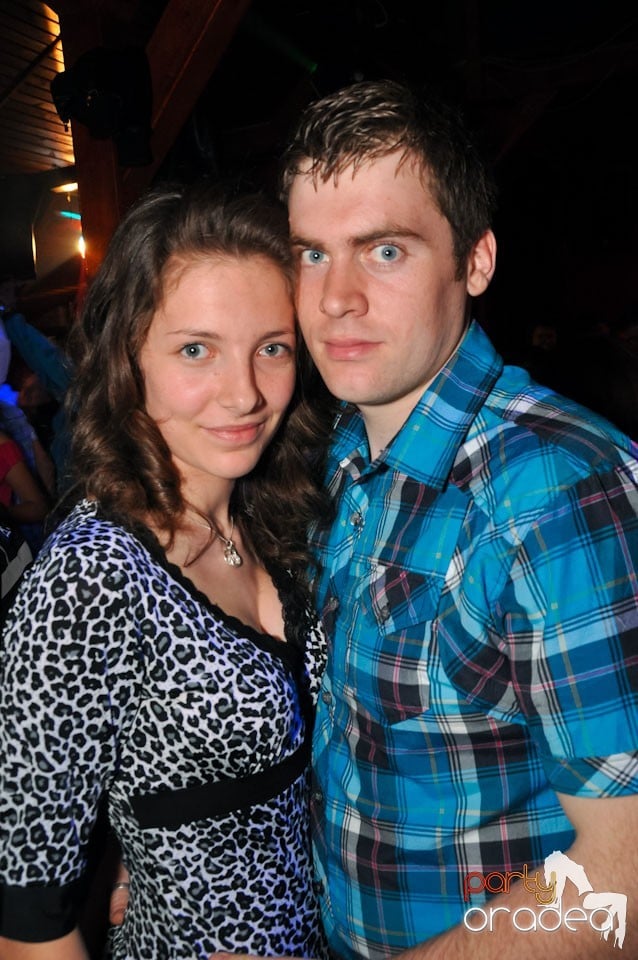 Megapetrecere cu DJ Bíró în Disco Faház, 