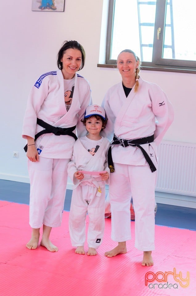 Micii judoka la Examen de Mon,