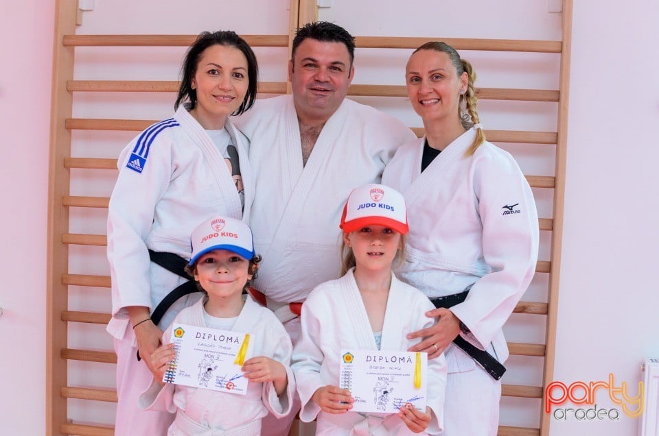 Micii judoka la Examen de Mon,