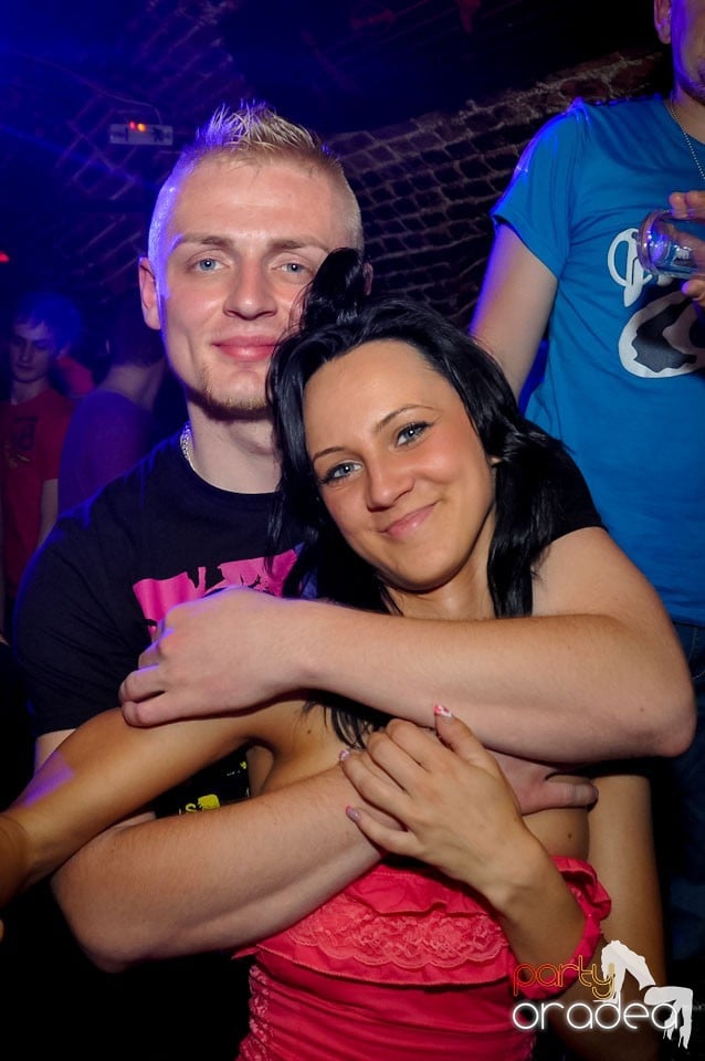 Miercuri e party în Escape Club!, 