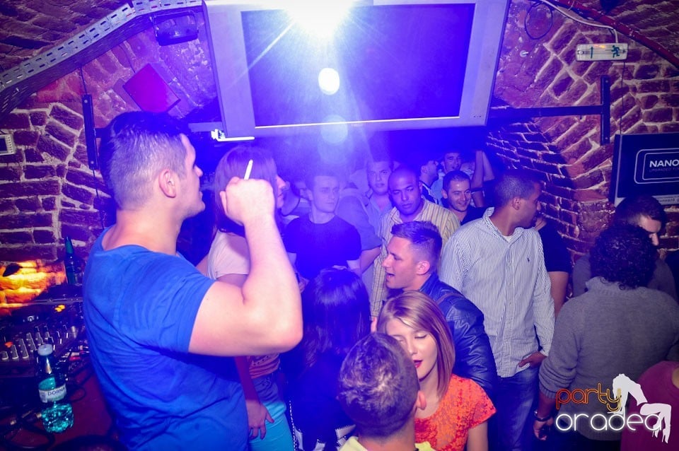 Miercuri e party în Escape Club!, 