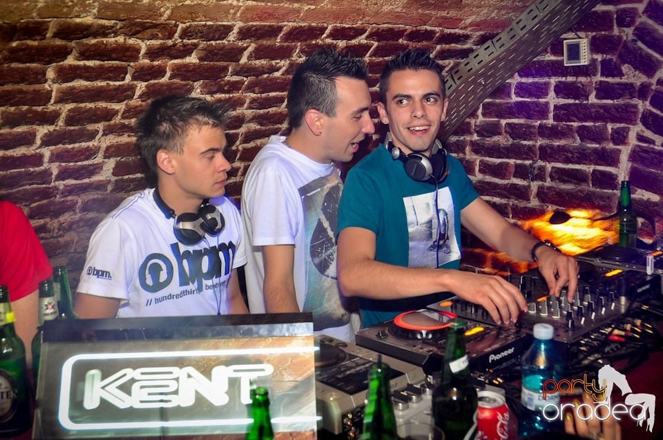 Miercuri e party în Escape Club!, 