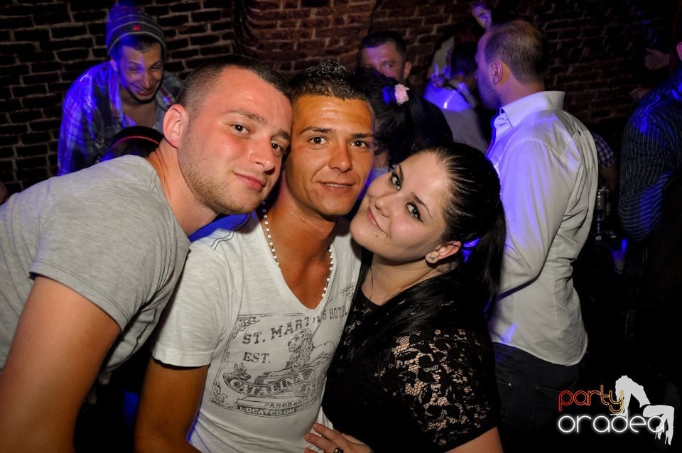 Miercuri e party în Escape Club!, 