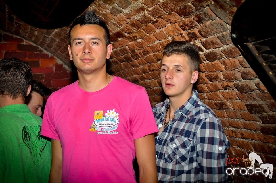 Miercuri e party în Escape Club!, 