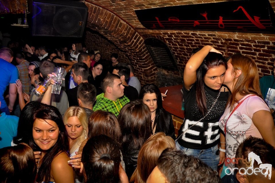 Miercuri e party în Escape Club!, 