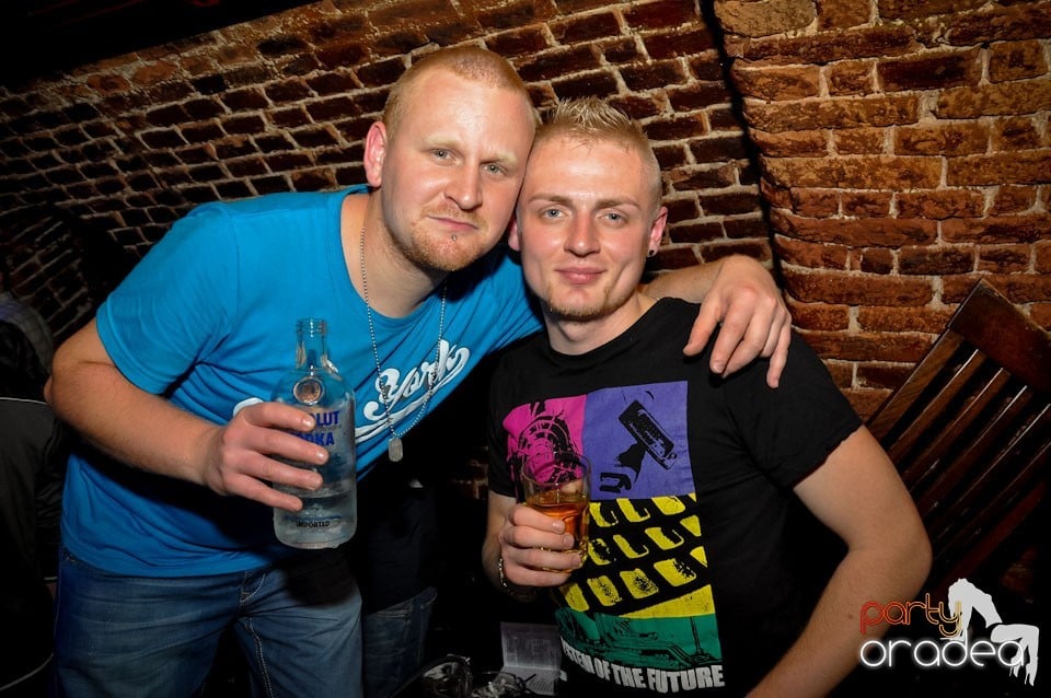 Miercuri e party în Escape Club!, 