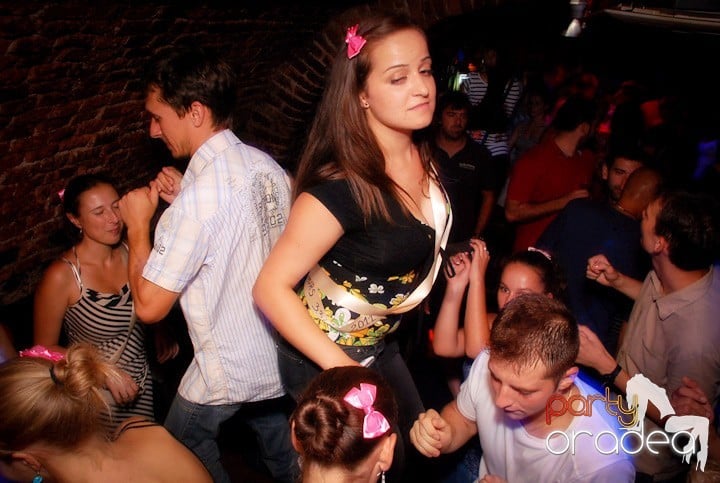 Miercuri e Party în Escape, 