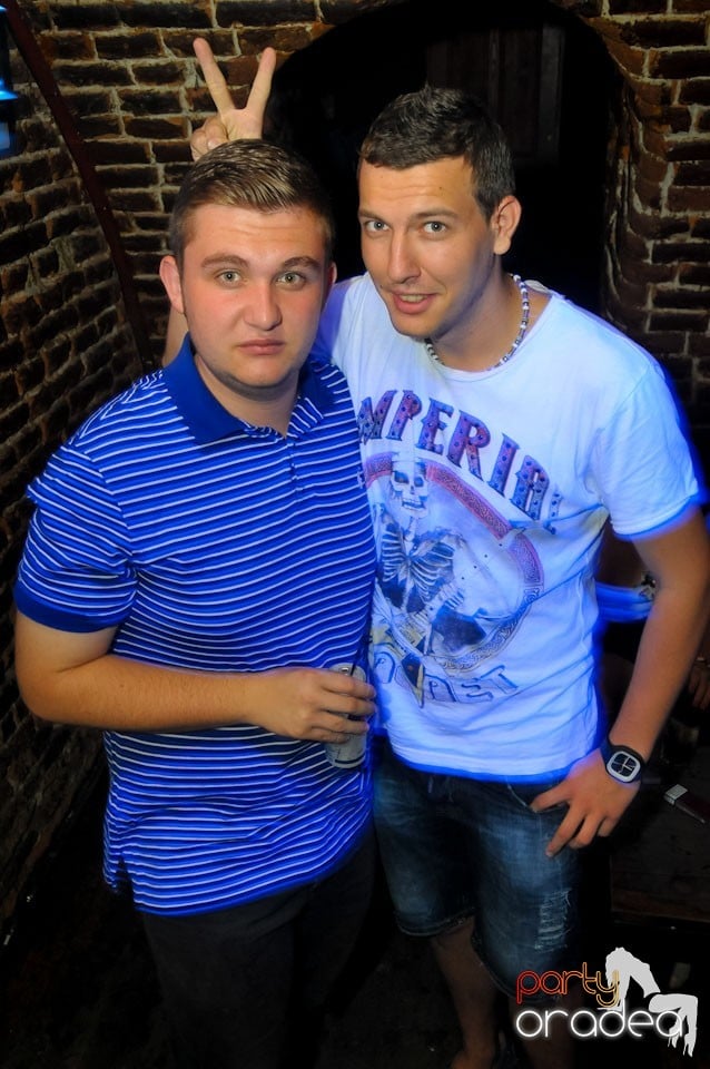 Miercuri e Party în Escape!, 