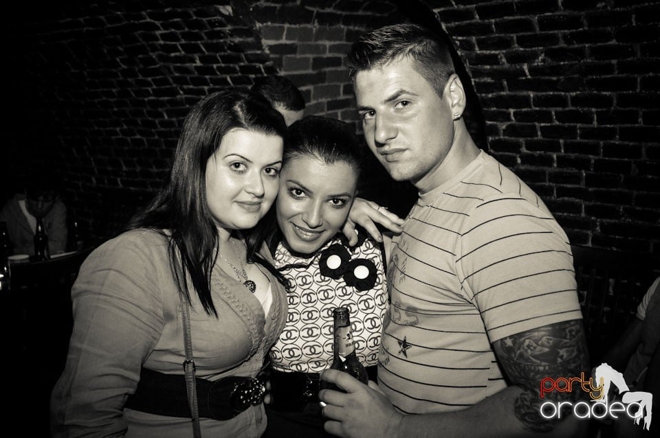 Miercuri e Party în Escape!, 