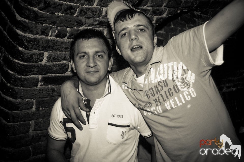 Miercuri e Party în Escape!, 