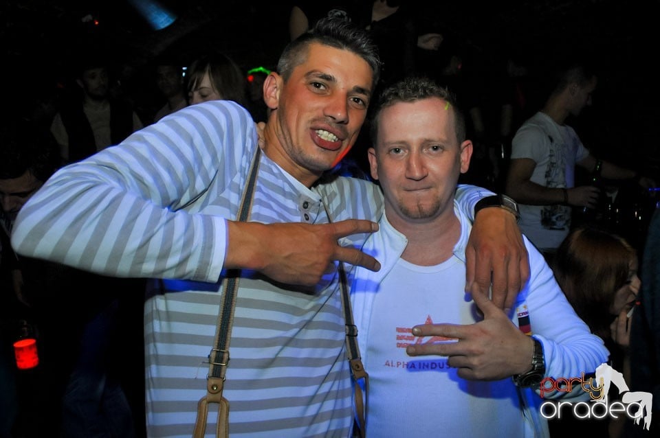 Miercuri e Party în Escape!, 