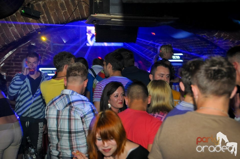 Miercuri e Party în Escape!, 