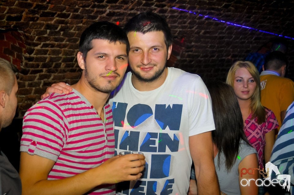 Miercuri e Party în Escape!, 