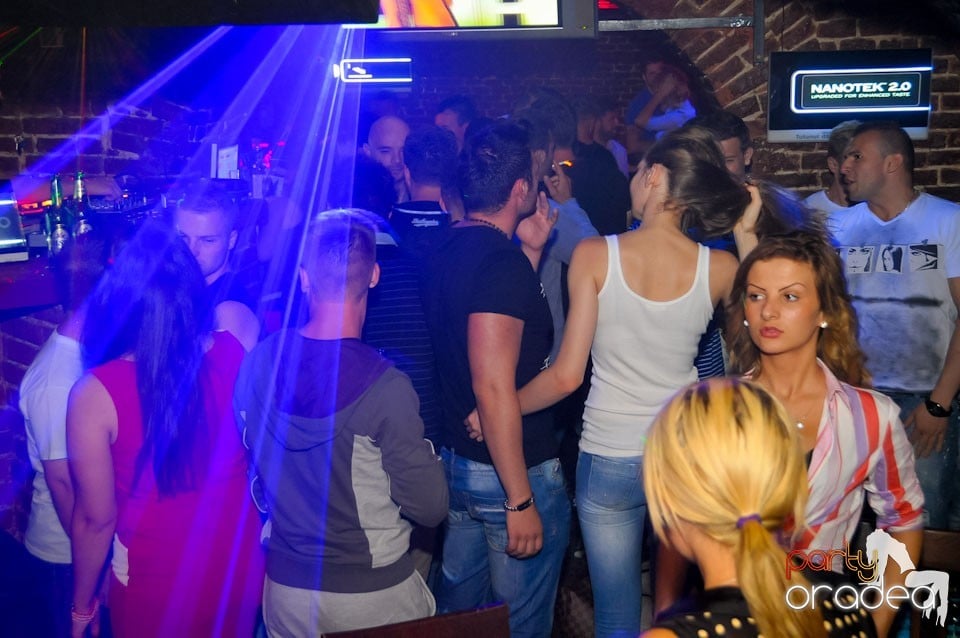 Miercuri e Party în Escape!, 