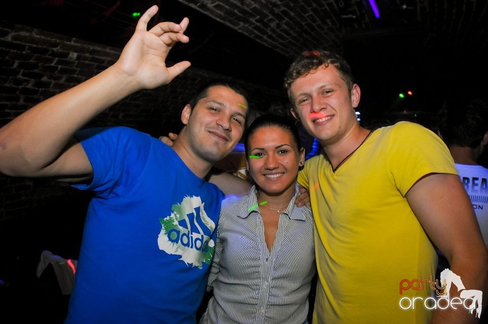 Miercuri e Party în Escape!, 