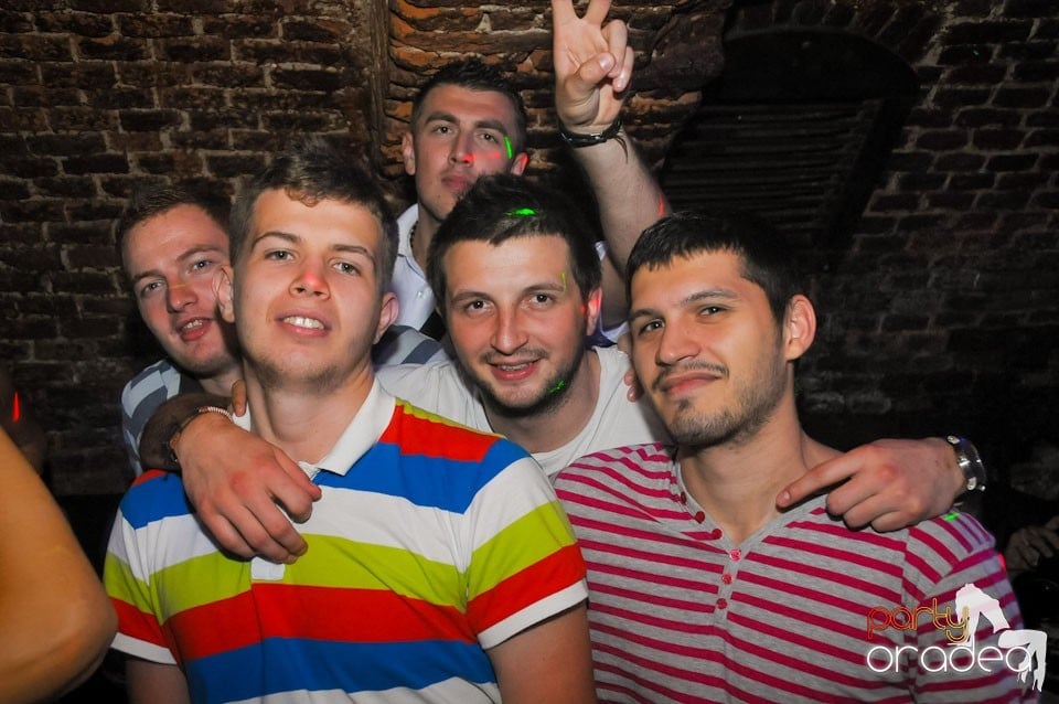 Miercuri e Party în Escape!, 