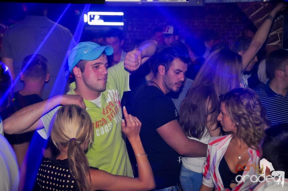 Miercuri e Party în Escape!, 