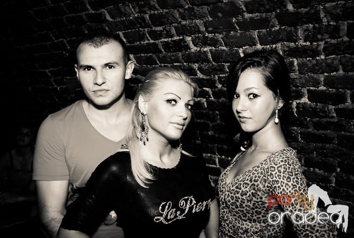 Miercuri e Party în Escape, 