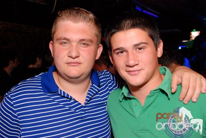 Miercuri e Party în Escape, 