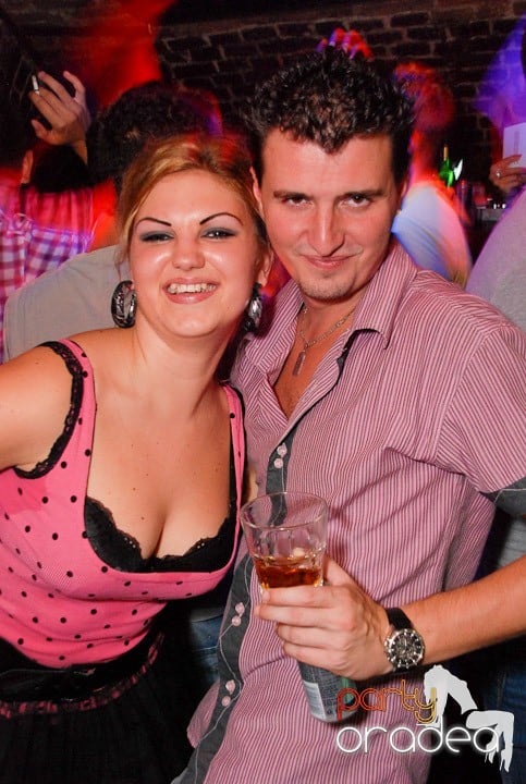 Miercuri e Party în Escape, 