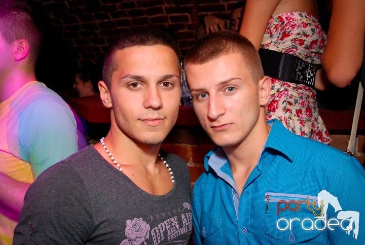 Miercuri e Party în Escape, 