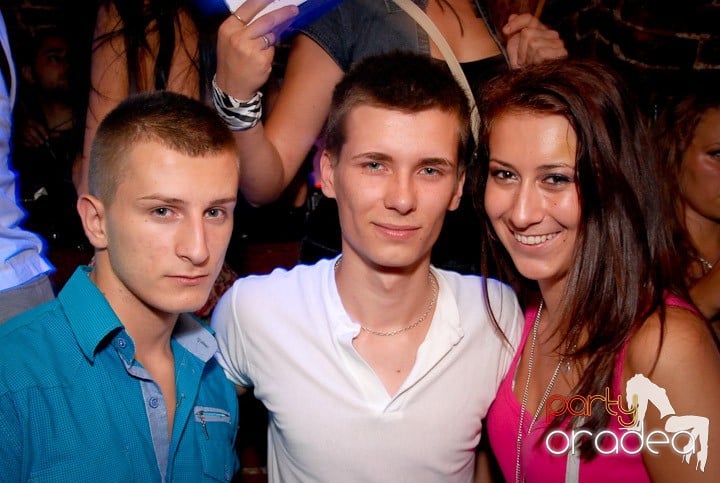 Miercuri e Party în Escape, 