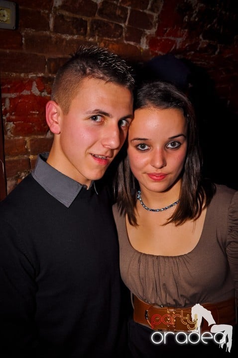 Miercuri în Club Escape, 