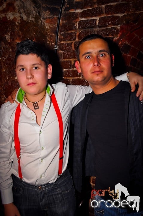 Miercuri în Club Escape, 