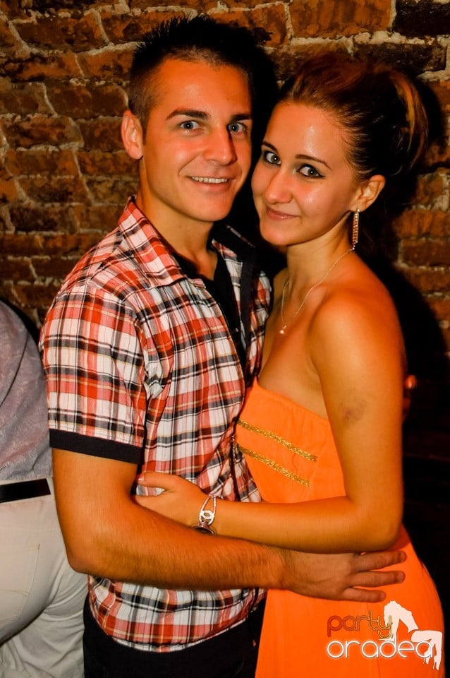 Miercuri în Club Escape, 