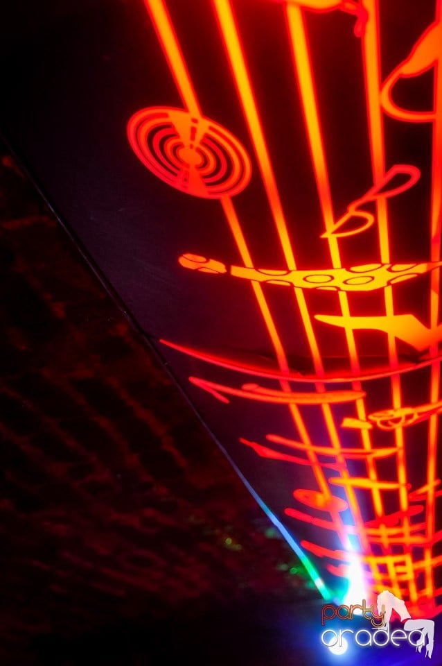 Miercuri în Club Escape, 