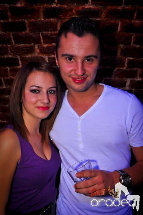 Miercuri în Club Escape, 