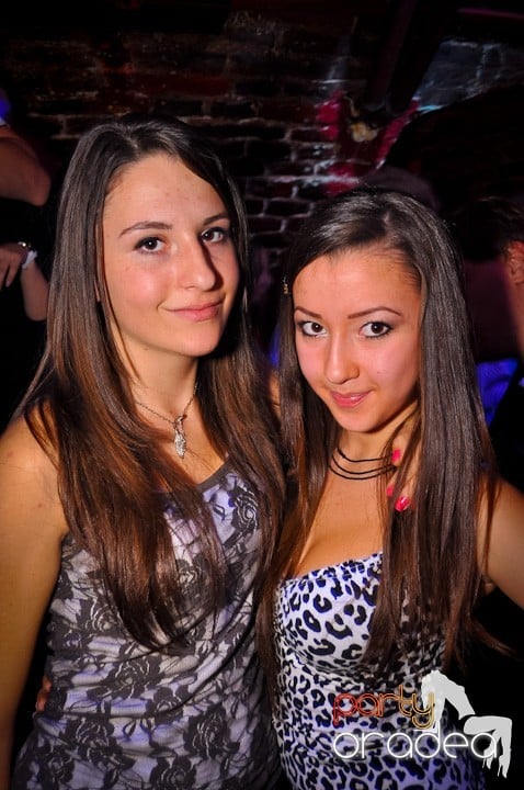 Miercuri în Club Escape, 