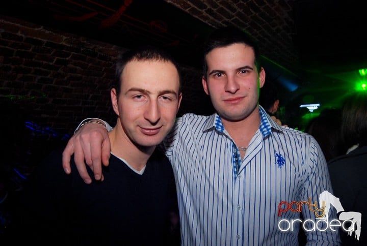 Miercuri noaptea e party în Escape!,