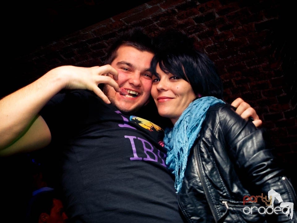 Miercuri noaptea în Club Escape, 