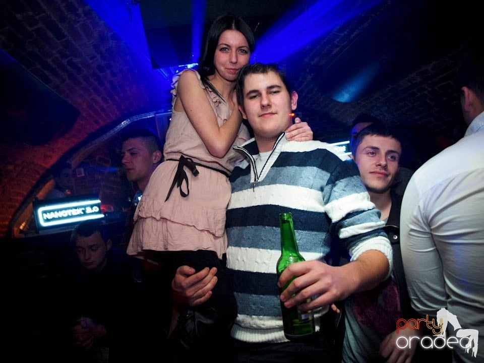 Miercuri noaptea în Club Escape, 