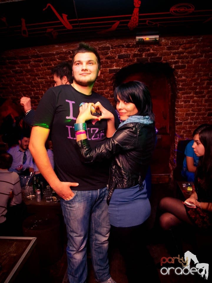 Miercuri noaptea în Club Escape, 